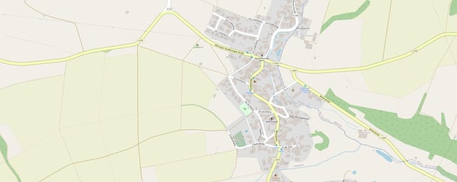 Kartenausschnitt von Hitzkirchen: die Straße Am Kirchberg liegt in der Ortsmitte, südlich der Bracht und der Landesstraße 3195.
